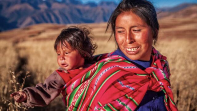 Tributo a todas las mujeres de los pueblos indígenas del mundo